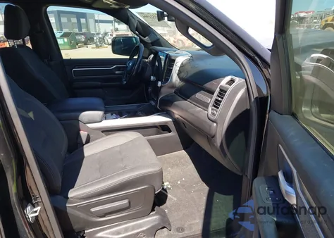 2020 Ram 1500 Big Horn 4X2 5'7 Box из США, поврежденный, VIN 1C6RREFT2LN267120